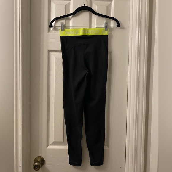 NEW Nike Pro 365 Women's High-Waisted 7/8 Mesh Panel Leggings, Black/Volt/White - Picture 7 of 13